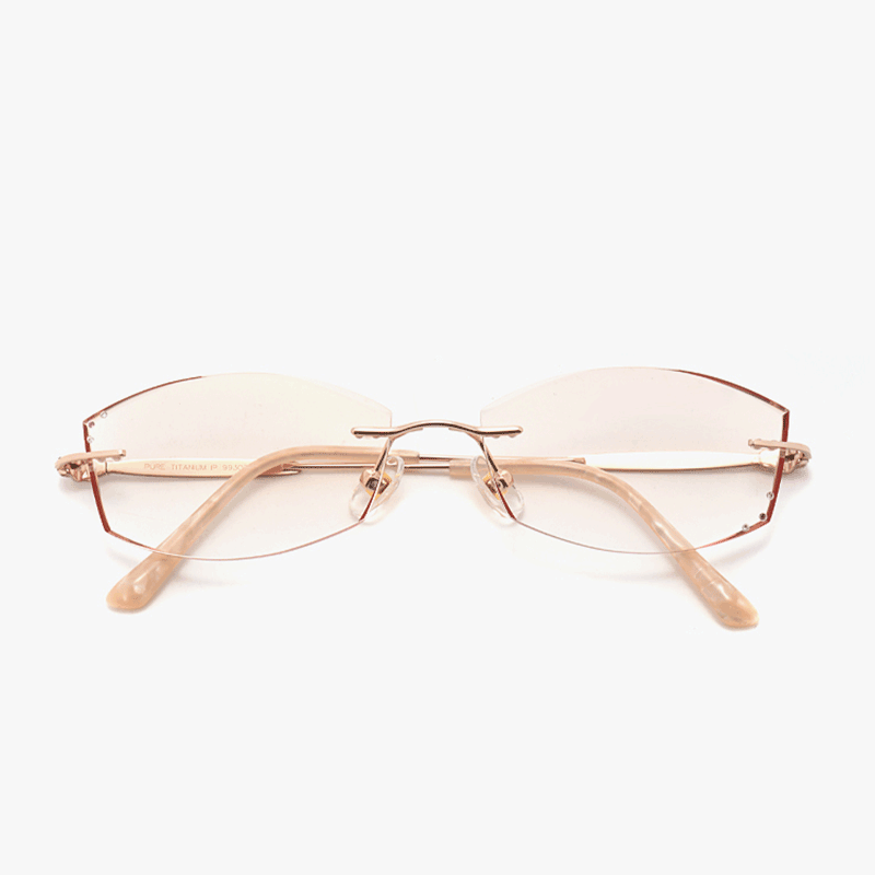 PRE003 is constructed from sophisticated metal, super lightweight and comfortable. Adorned with elegant flower-pattern decorated temple arms and tinted lenses, beautiful diamond-cut lens with rhinestone embellishment, perfect for your style.