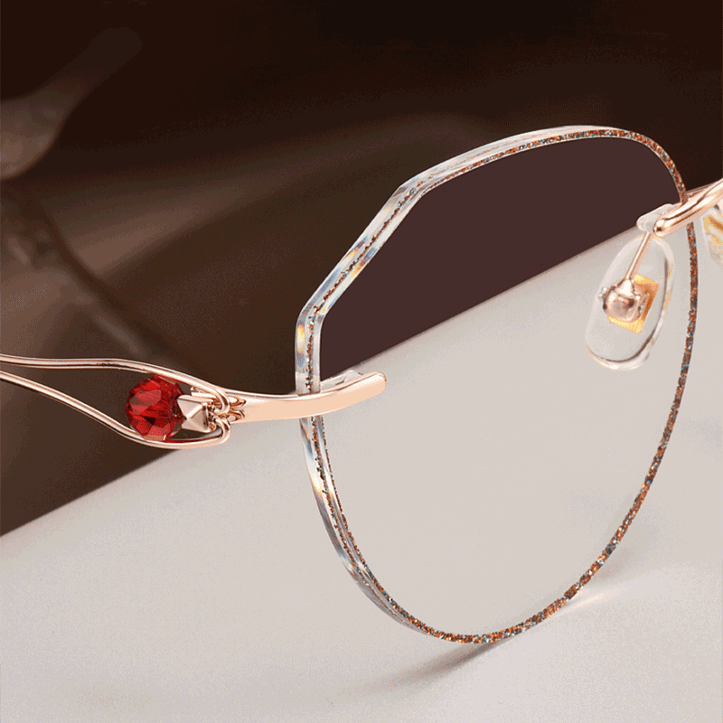 PR015 rimless eyeglasses are crafted from premium metal, making them lightweight, durable, and comfortable. Designed for single-vision lenses, their rimless style beautifully highlights your dynamic and confident personality. Get your pair today!