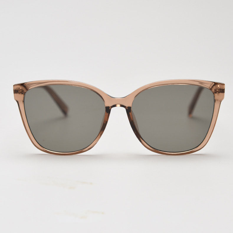 MieMie SSQ011 Square sunglasses are crafted from polished, sophisticated TR90 & TAC material are available in five color options: tortoise, black, brown, beige, pink. Equipped with polarized UV400 protection, with elongated polished temple arms, this fashionable frame design offers a fresh take on your eyewear style.