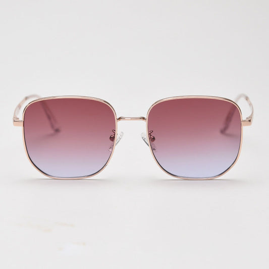 MieMie Nylon lenses SSQ010 Classic square sunglasses are crafted from polished, sophisticated metal material and are available in four color options: pink, black, tortoise, beige. With UV400 protection function, this fashionable frame design offers a fresh take on your eyewear style.